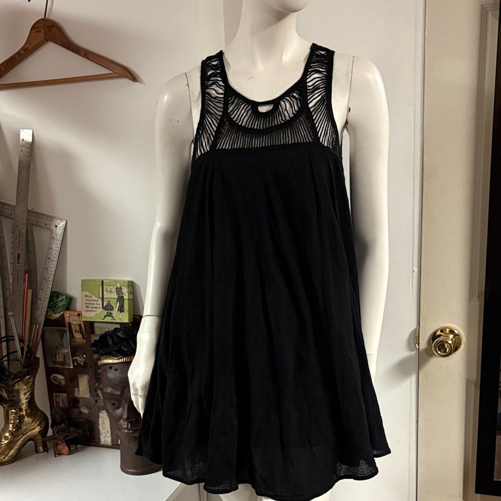 Forever21 Black Sleeveless Dress M